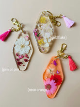 load image into gallery viewer, flower keychain