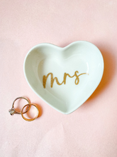 load image into gallery viewer, mrs ring dish