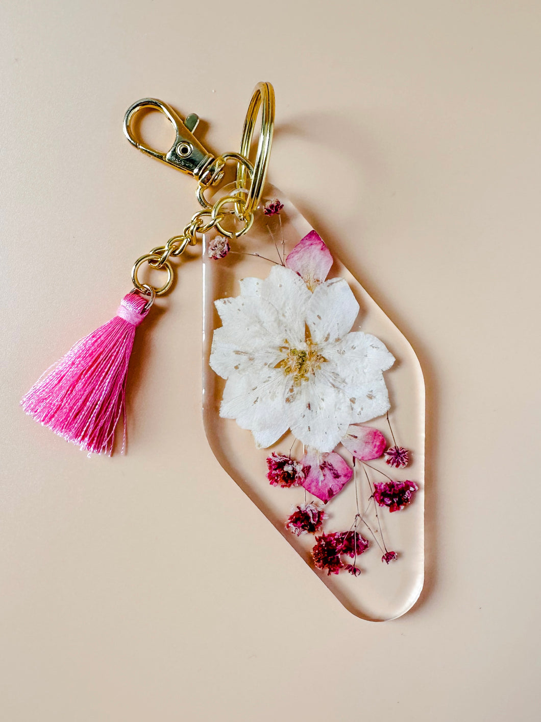 pink/maroon dried floral keychain