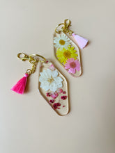 load image into gallery viewer, flower keychain
